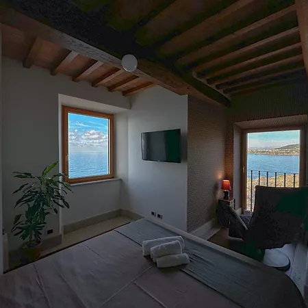 Al Castello Boccale Terrazza Sul Mare *