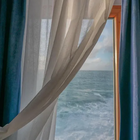Al Castello Boccale Terrazza Sul Mare * Livorno